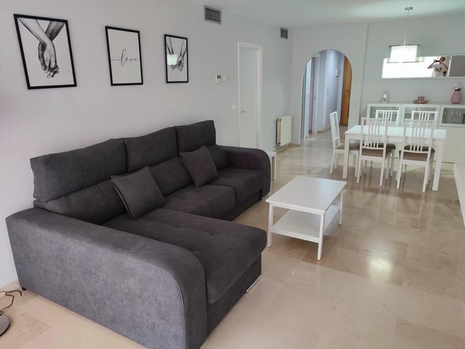 Sunny Guadalmina Apartment ماربيا المظهر الخارجي الصورة
