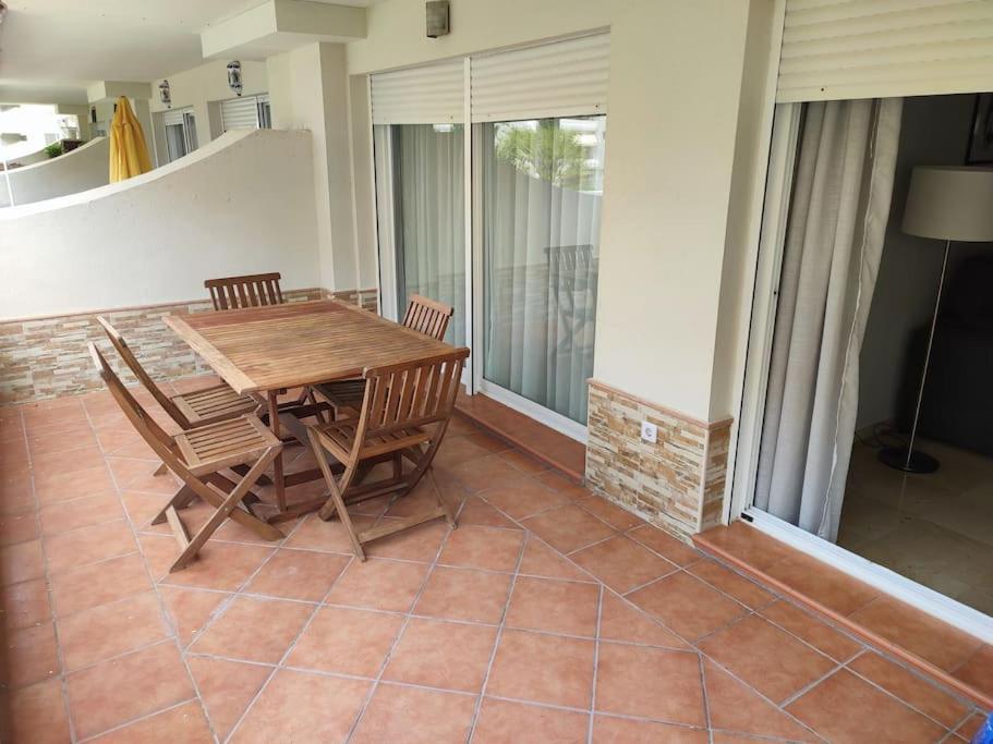 Sunny Guadalmina Apartment ماربيا المظهر الخارجي الصورة