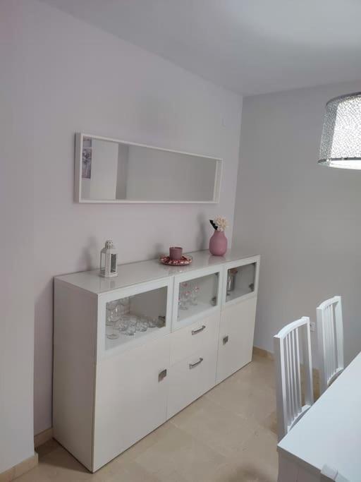 Sunny Guadalmina Apartment ماربيا المظهر الخارجي الصورة